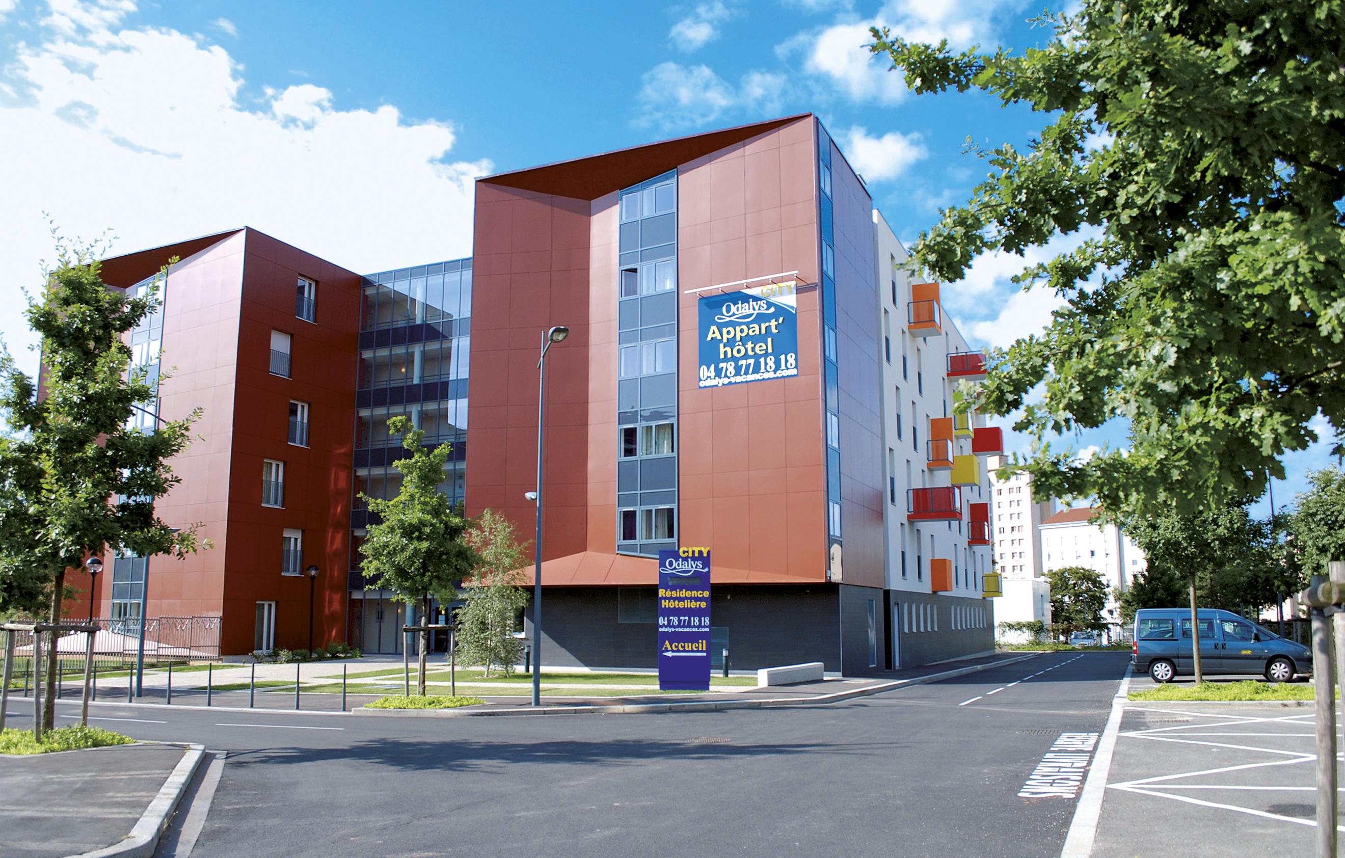 Appart'Hotel Odalys City - Bioparc Lyon Est Экстерьер фото