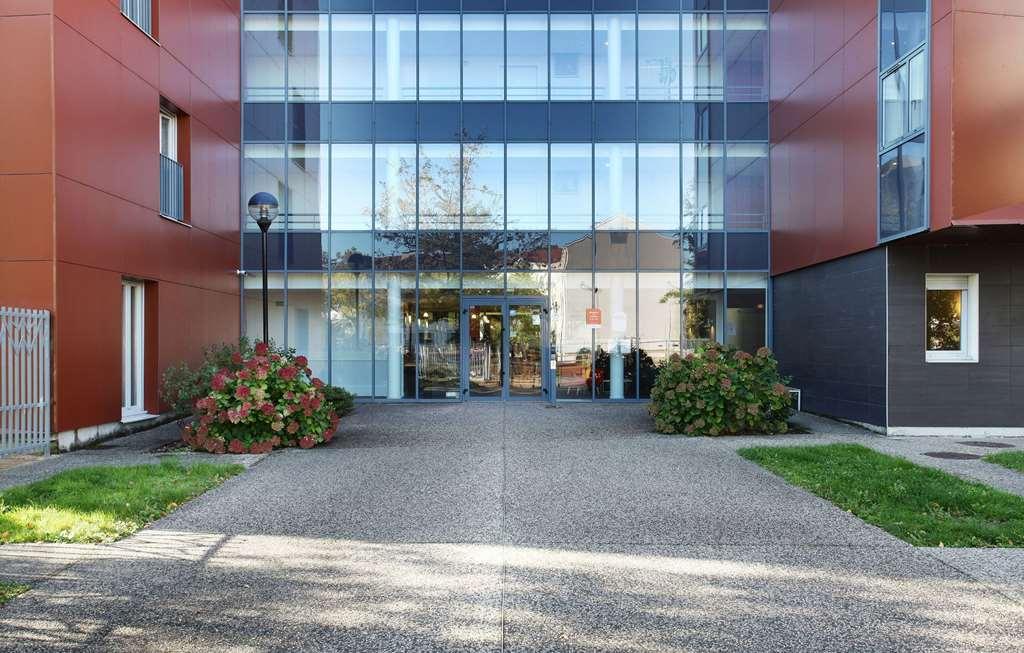 Appart'Hotel Odalys City - Bioparc Lyon Est Экстерьер фото