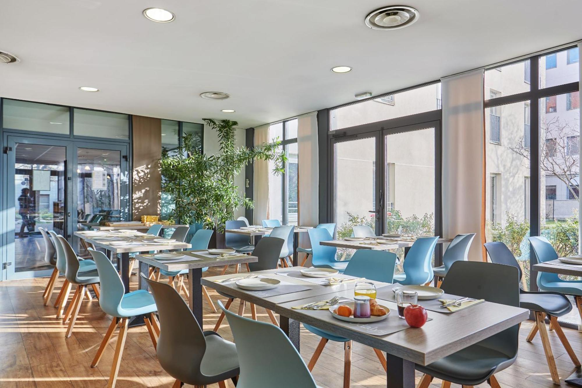 Appart'Hotel Odalys City - Bioparc Lyon Est Экстерьер фото
