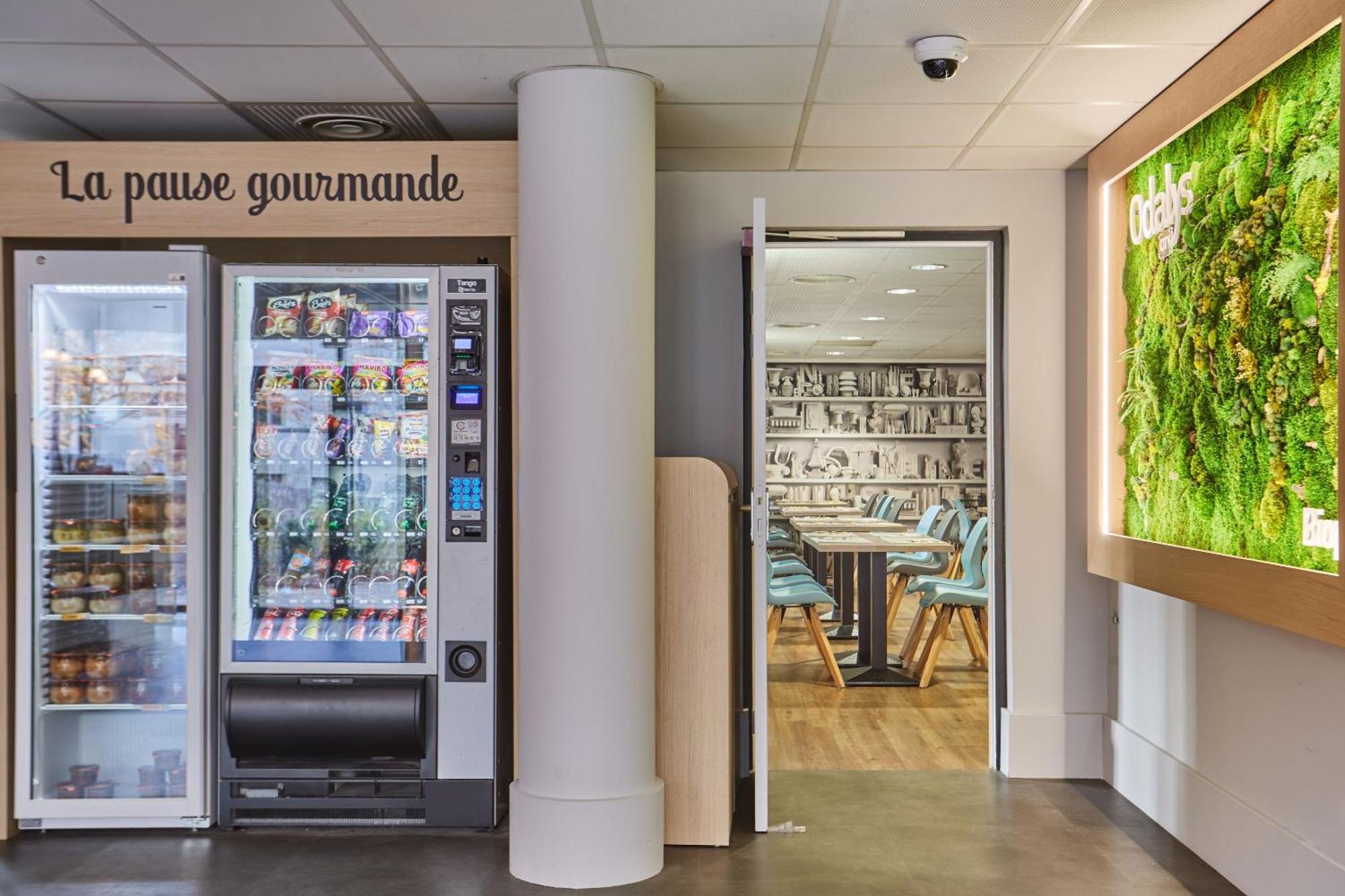 Appart'Hotel Odalys City - Bioparc Lyon Est Экстерьер фото