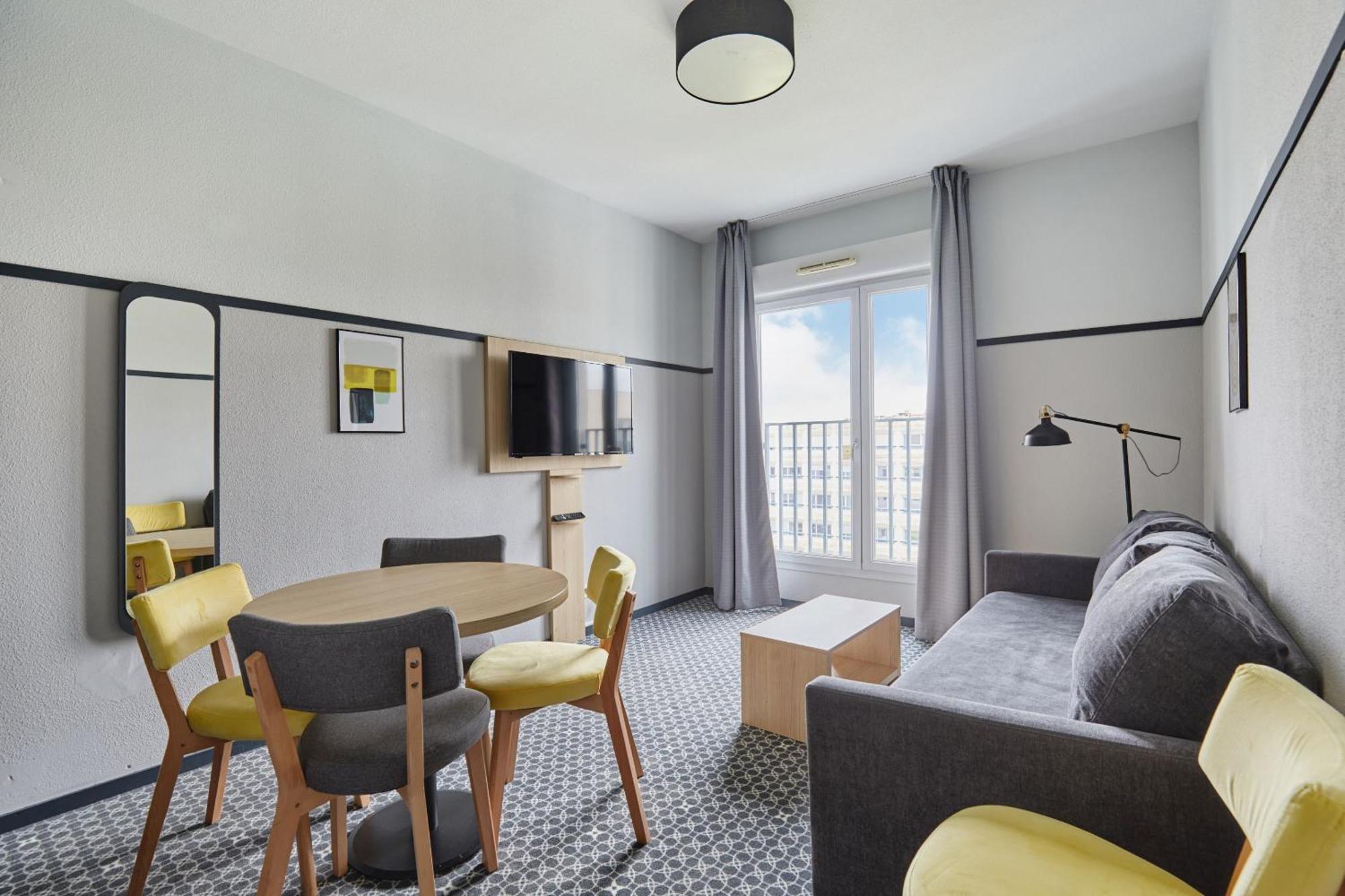 Appart'Hotel Odalys City - Bioparc Lyon Est Экстерьер фото