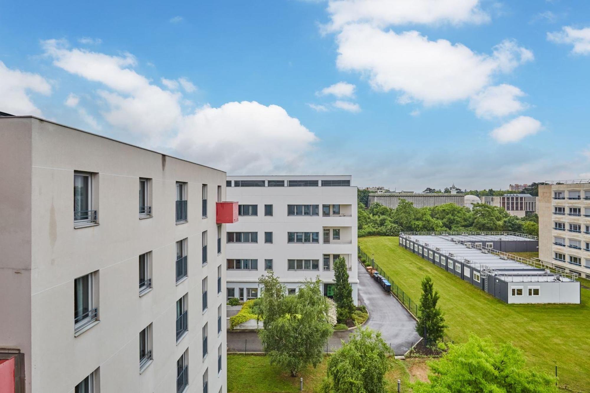 Appart'Hotel Odalys City - Bioparc Lyon Est Экстерьер фото